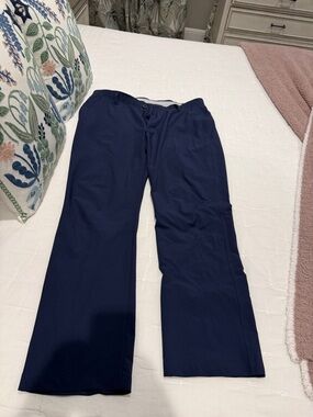 Under Armour Navy Blue Men’s Athletic Pants